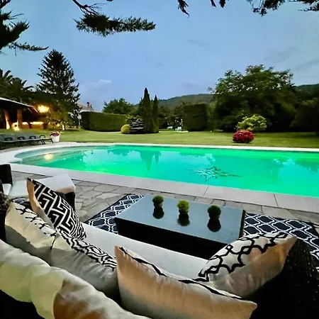 Autentico Lujo, Stylish Host Cantabria.