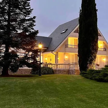 Autentico Lujo, Stylish Host Cantabria. *