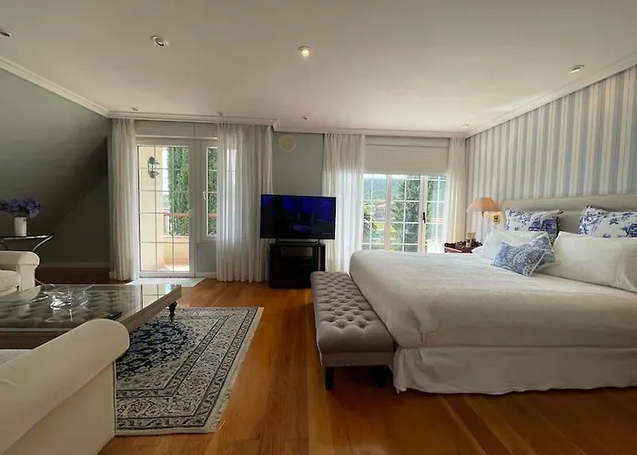 Autentico Lujo, Stylish Host Cantabria. * Camargo