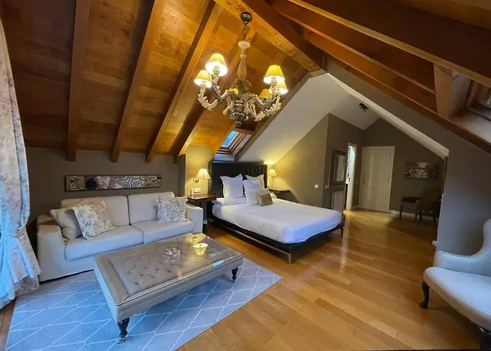 Autentico Lujo, Stylish Host Cantabria. * Camargo