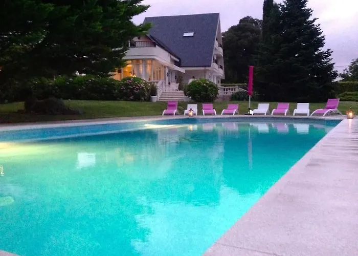 Autentico Lujo, Stylish Host Cantabria. Villa